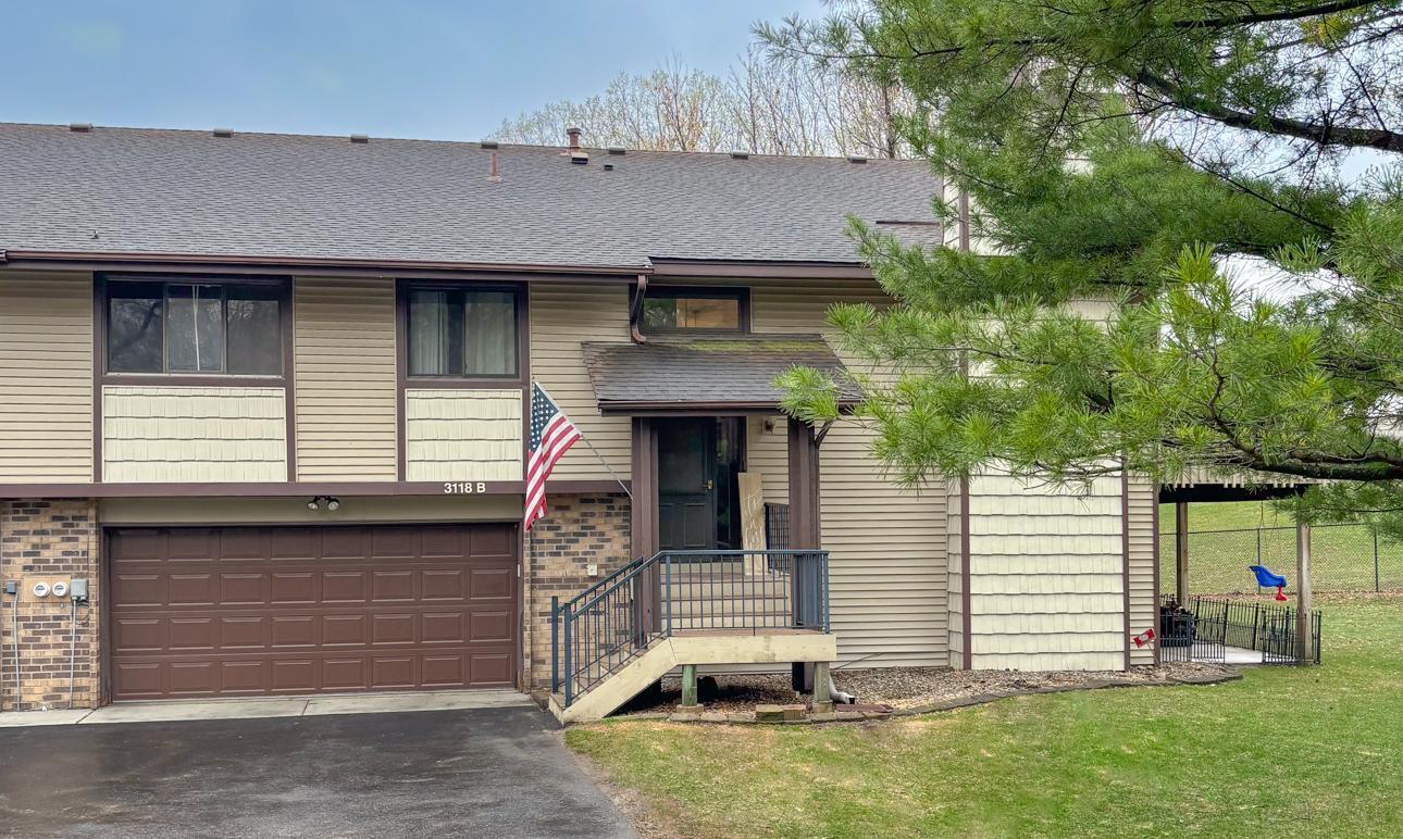 3118B Farnum Drive, Eagan, MN 55121 MLS 6520911